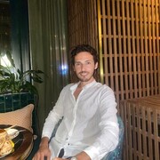  ,  Feras, 33