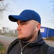  ,  Igor, 32
