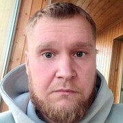  ,   Leon, 37 ,   ,   