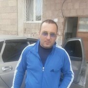  ,  Artur, 34