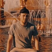 ,  Artem, 31