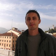  ,  VLAD, 40