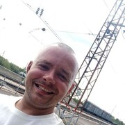  ,   TgWGTucha, 32 ,   ,   , c 