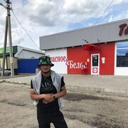  ,  Erik, 21