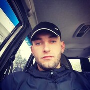  ,  Maksim, 31