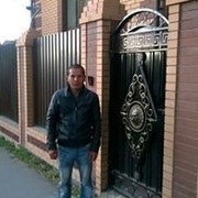  ,   Umar, 34 ,   