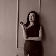  ,  Lidia, 35