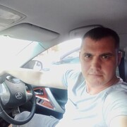  ,   Vladislav, 33 ,   ,   