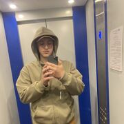  ,  Danil, 23