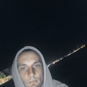  Puteaux,  , 28
