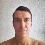   ,  Alex, 40