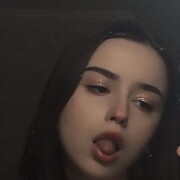  ,  Angelina, 20
