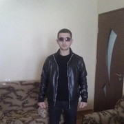  ,   Zaven, 36 ,   
