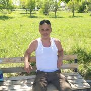  ,   Maxim, 34 ,   ,   