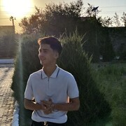  ,  Jony, 20