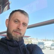 ,  Artur, 36