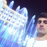  ,  Mansur, 33