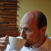  ,   Tom, 43 ,   