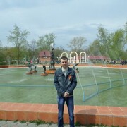  ,  Boris, 40