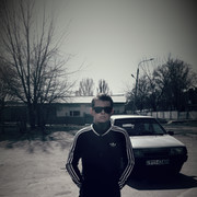  ,  Viktor, 36