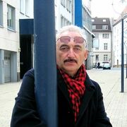  Duisburg,   , 64 ,   c 