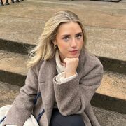  , Viktoria