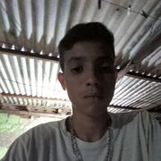  --,  Viviane, 21