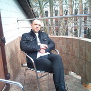 ,   Grecu, 40 ,  