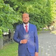  ,  Mohamed, 26