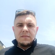  Lincolnwood,   Dmytro, 28 ,   ,   