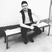  ,  Emrah, 31