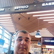  ,  Armen, 44