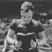  -,   Denis, 28 ,     , c 