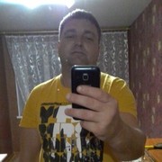  ,  Wiktor, 45