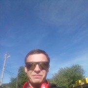  
)))