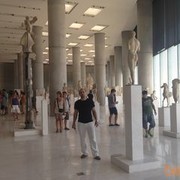  ,   Yannis, 47 ,   ,   , c 