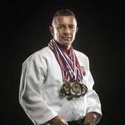  ,   Vlado, 46 ,     , c 