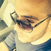 ,   Artur, 37 ,   ,   , c 
