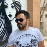  ,  Armen, 31