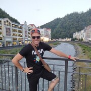  ,   Sergei, 37 ,   ,   , c , 