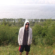  ,   Armen, 32 ,  