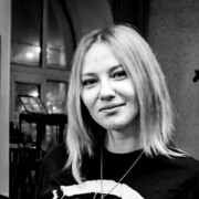  ,  Alina, 26