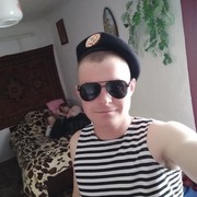  ,   Artur, 27 ,     , c 