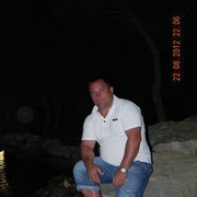  ,   Urik, 52 ,     , c 