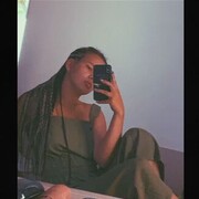  ,  Amaliya, 21