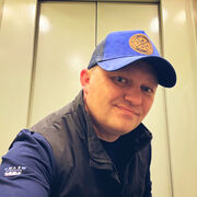  ,  Denis, 37