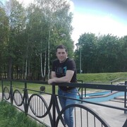  ,   Vlad, 42 ,   