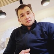 ,   Bauyrzhan, 38 ,   ,   