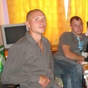 ,   Maxim, 42 ,   