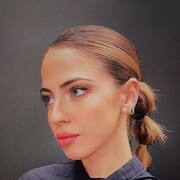  , 